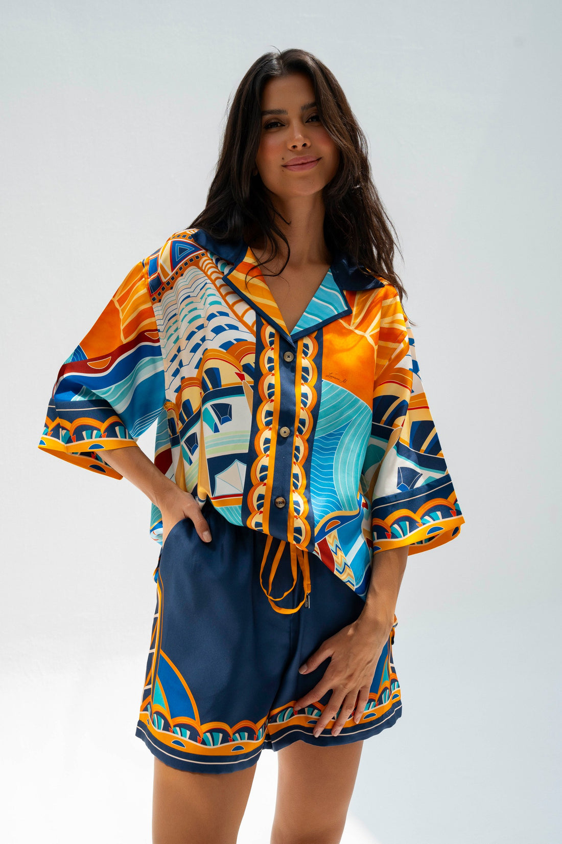 The Tribute to Burj Al Arab/ Silk set with shorts