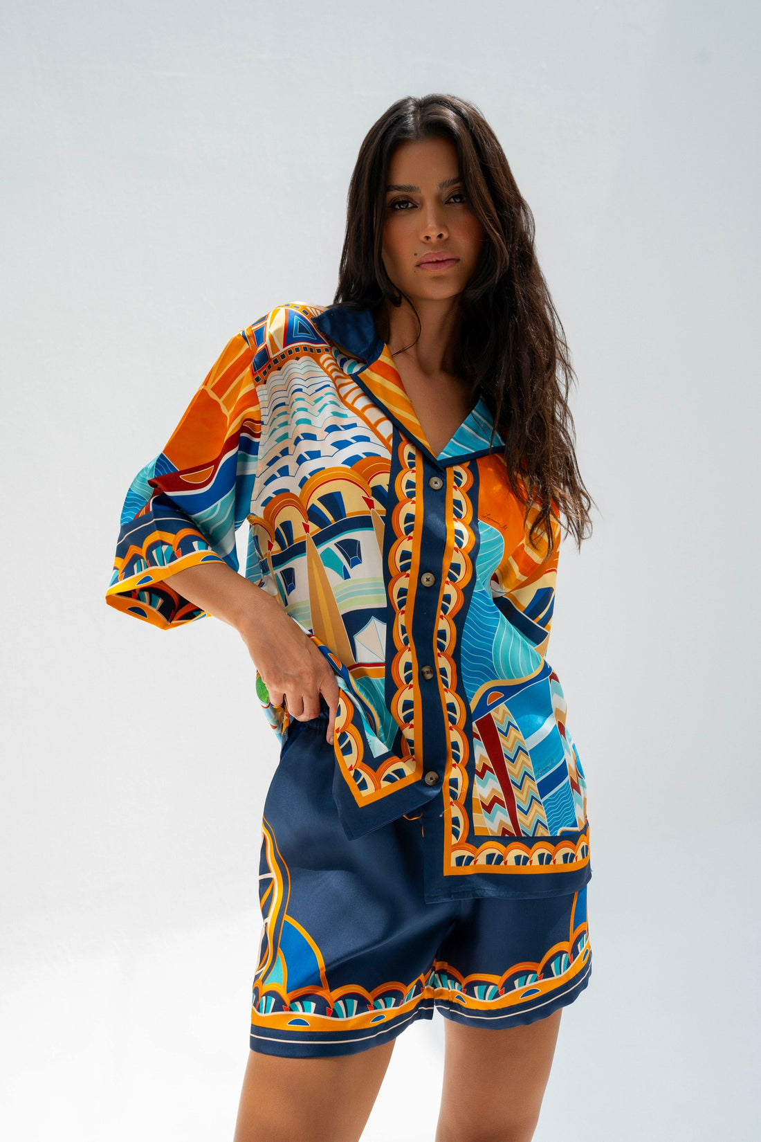 The Tribute to Burj Al Arab/ Silk set with shorts