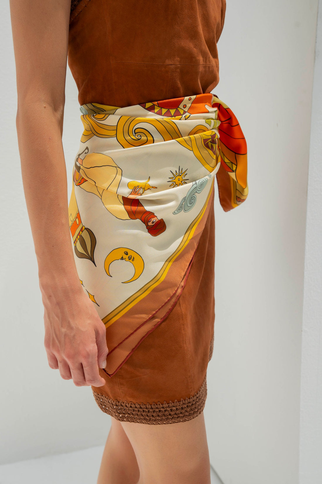 Arabian Nights (Golden)/ Silk scarf