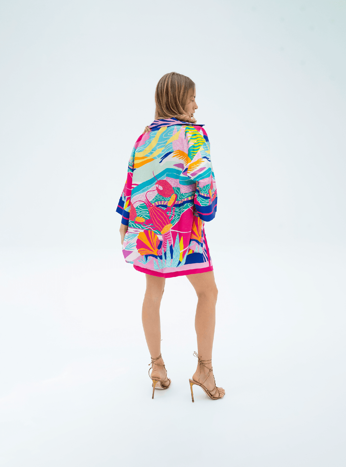 Dreaming under the Dubai sun (Candy) / Silk set with shorts - Lumena Maison