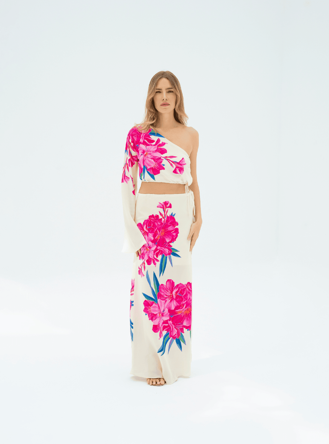 UAE Botanicals (Milky White) / Silk set with skirt - Lumena Maison