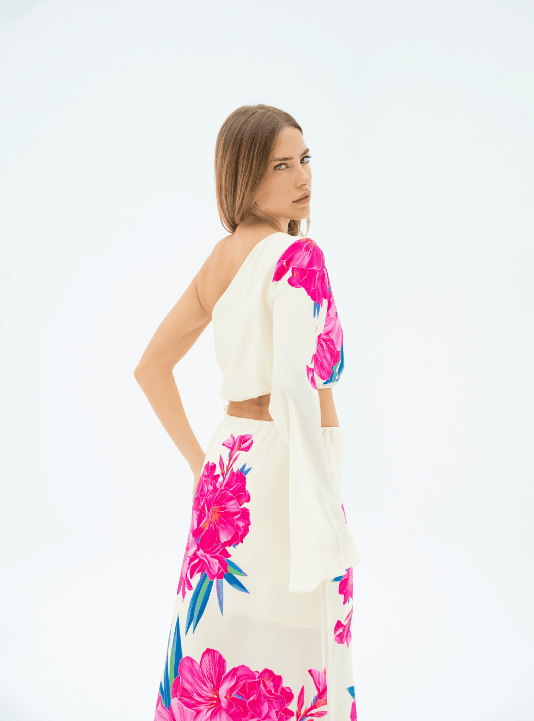 UAE Botanicals (Milky White) / Silk set with skirt - Lumena Maison