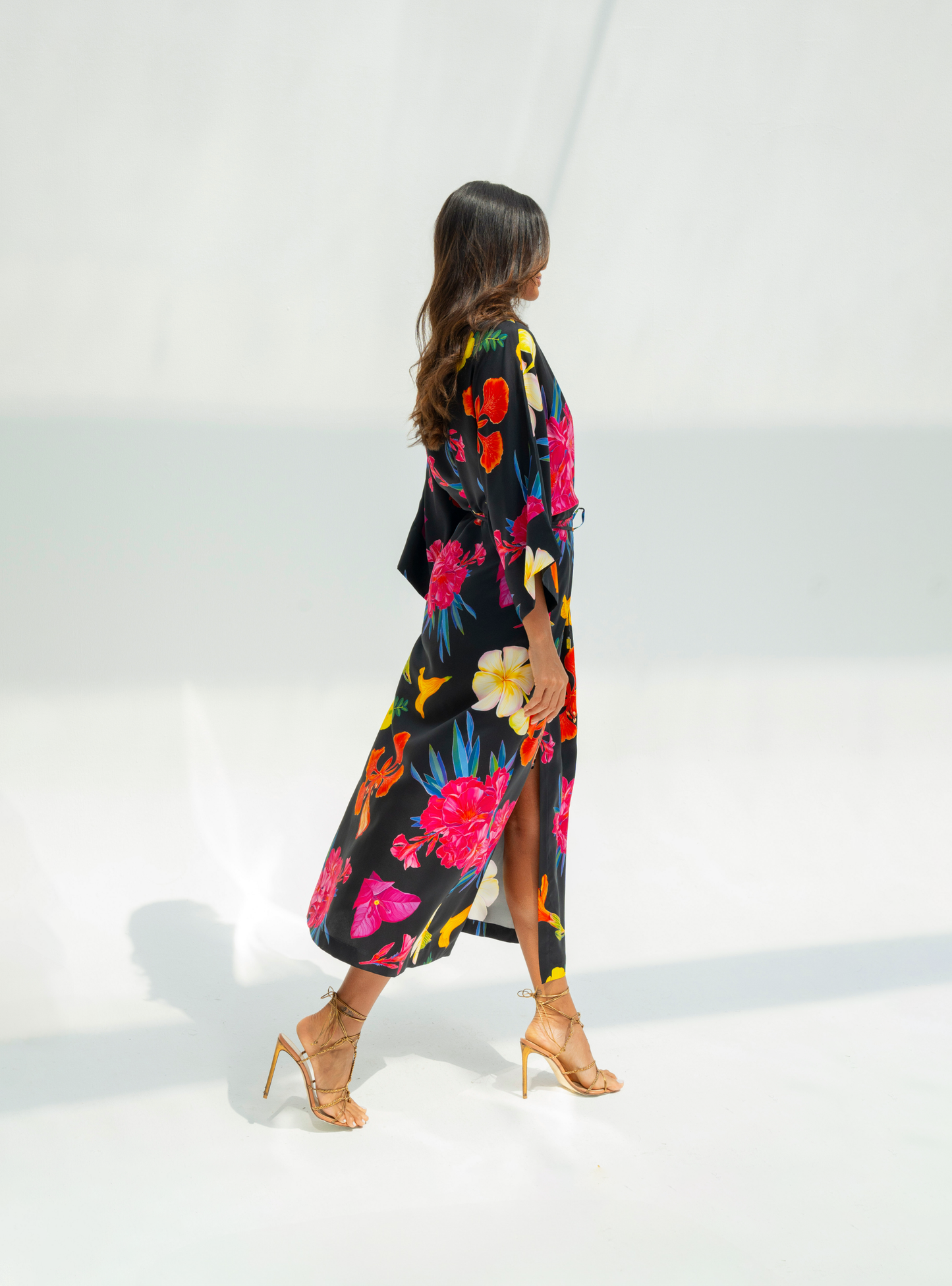 UAE Botanicals (Black) / Kimono dress