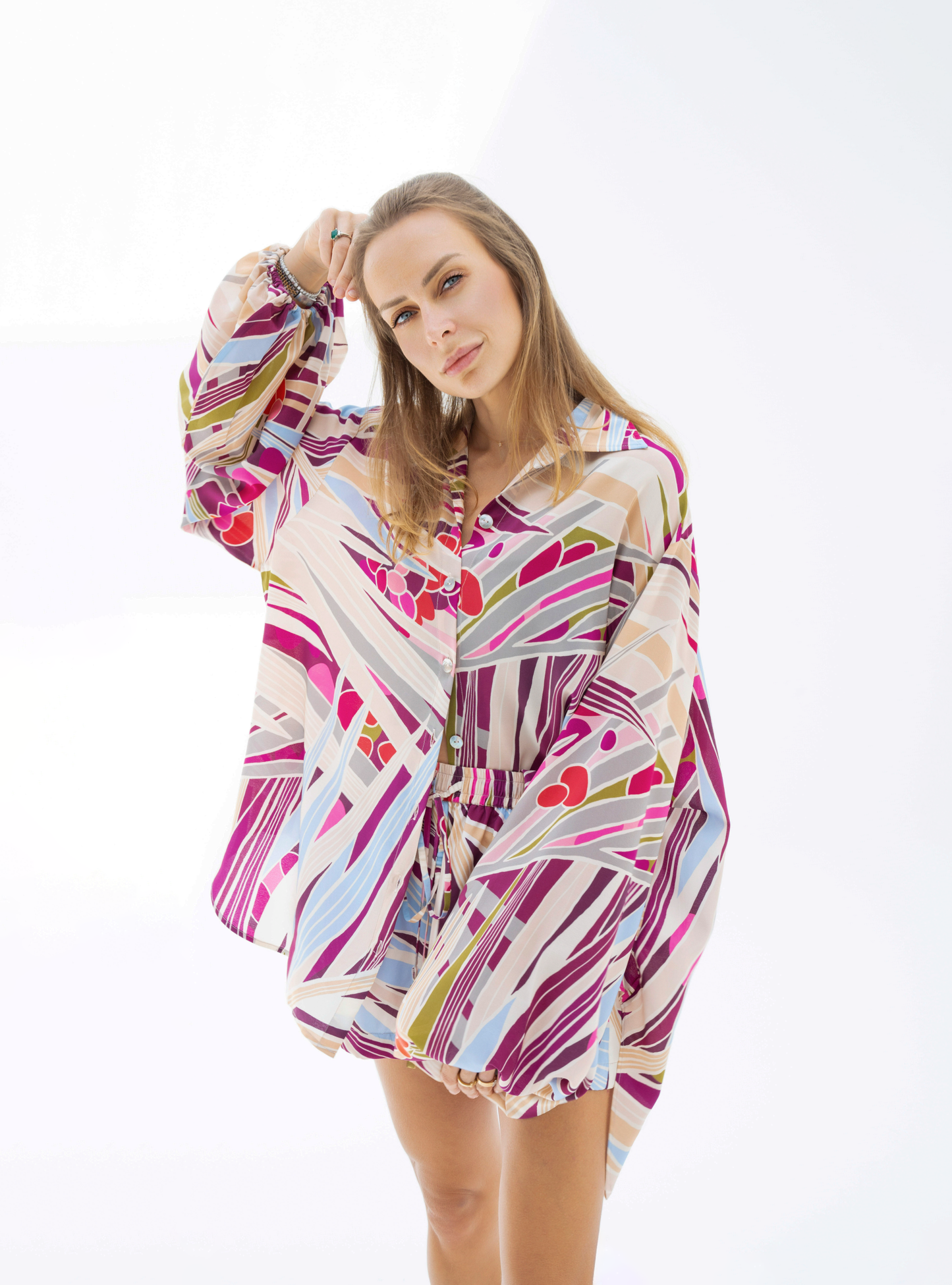 The Palm (Burgundy) / Silk crepe de chine set with shorts