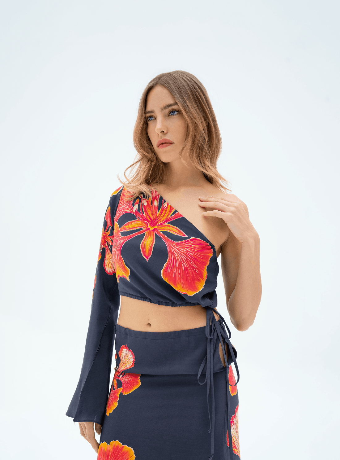 UAE Botanicals (Black) / Silk set with skirt - Lumena Maison