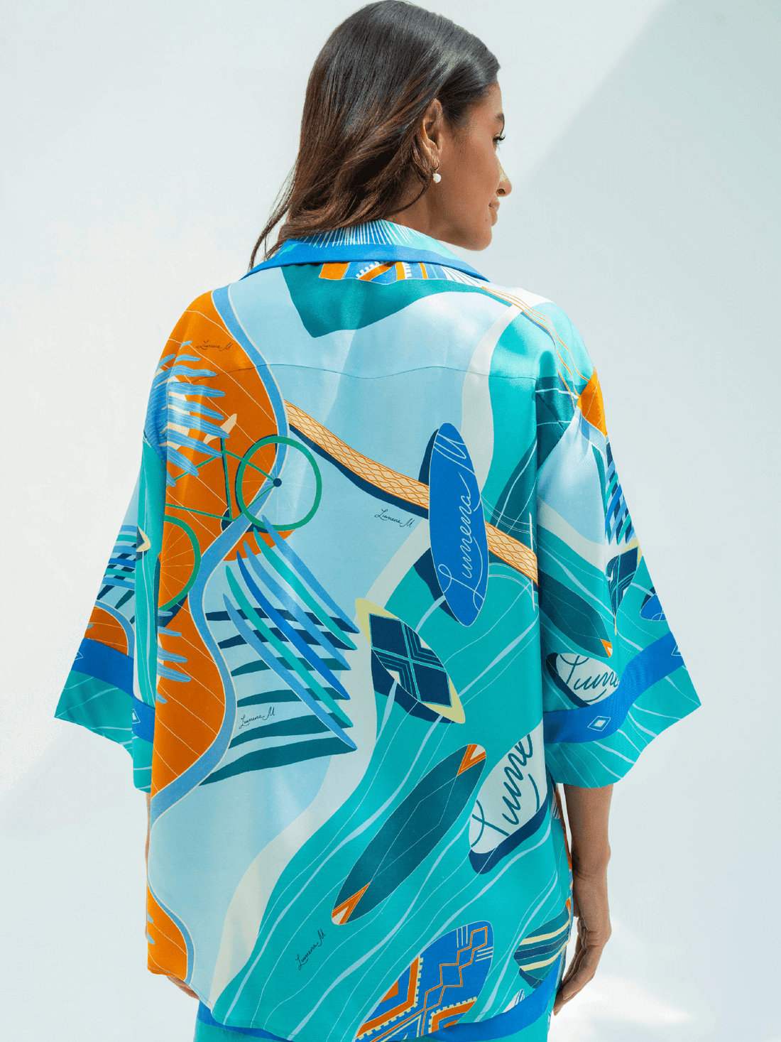 The Dubai Kite beach (Frosty Green) / Silk set with shorts - Lumena Maison