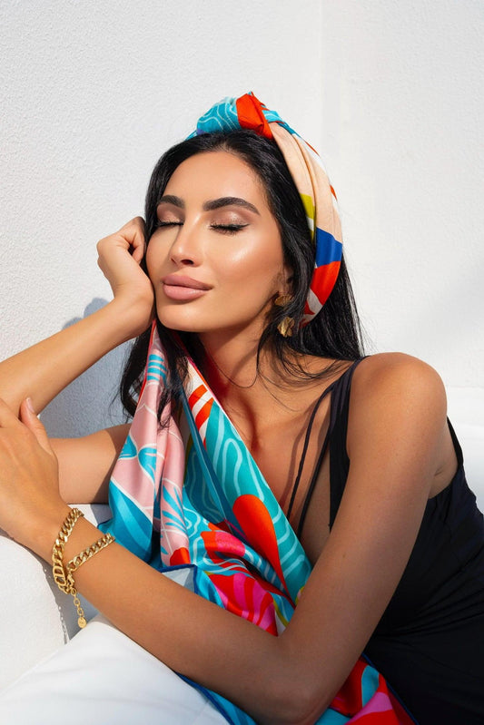 Dreaming under the Dubai sun / Silk scarf - Lumena Maison