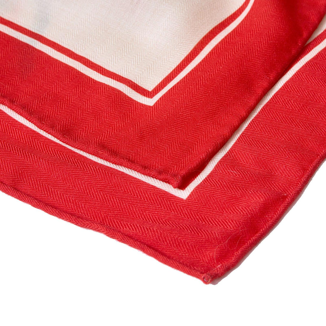 UAE Botanicals (Milky White) / Shawl - Lumena Maison
