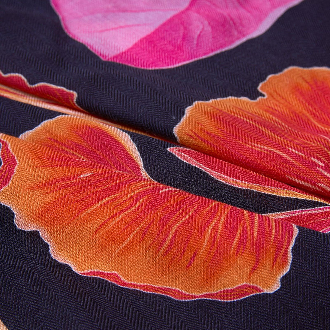 UAE Botanicals (Black) / Shawl - Lumena Maison