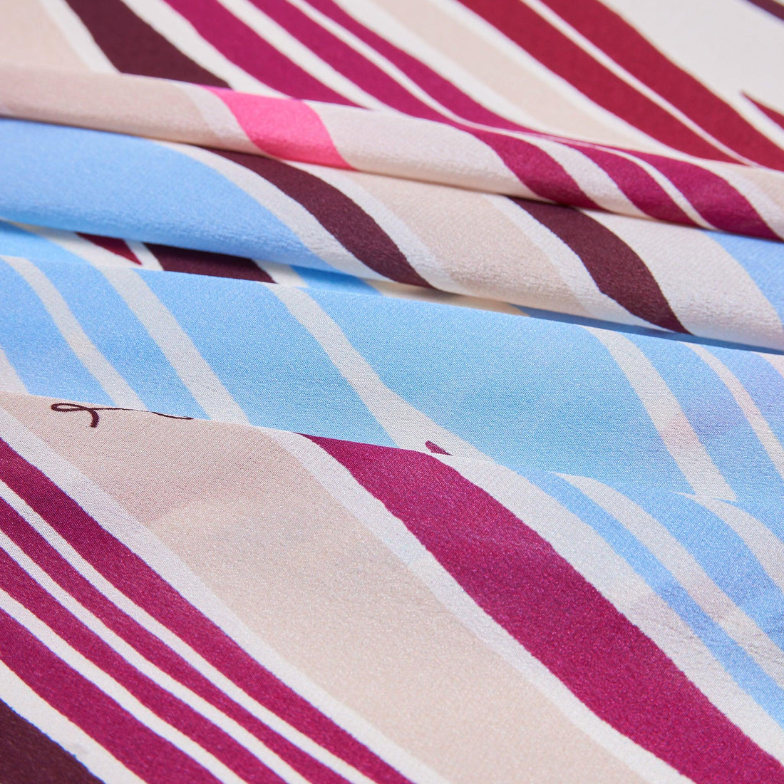 The Palm (Burgundy & Sky Blue frame) / Pareo - Lumena Maison