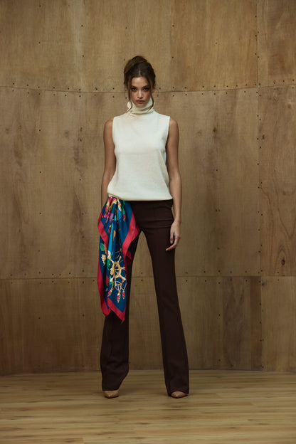 The Secrets of the Emirati Dhow (Navy Blue, Fuchsia)/ Silk Scarf