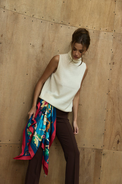 The Secrets of the Emirati Dhow (Navy Blue, Fuchsia)/ Silk Scarf