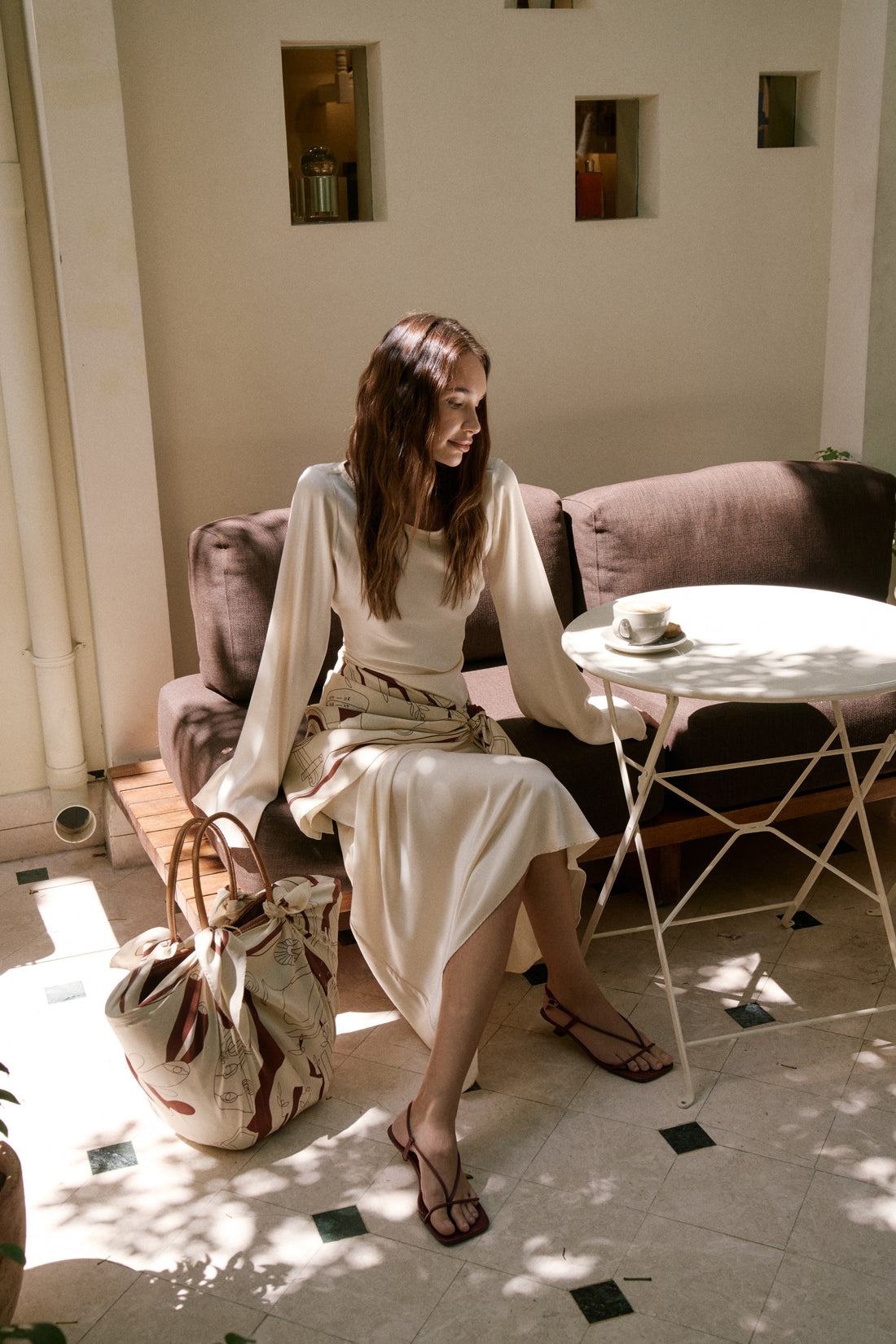 The Villa 515 (Mocha Brown)/ Silk Scarf