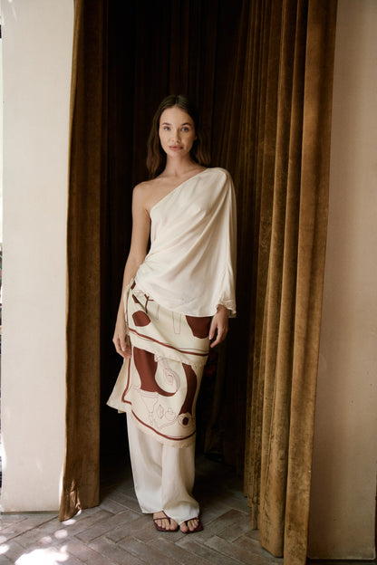 The Villa 515 (Mocha Brown)/ Silk Scarf