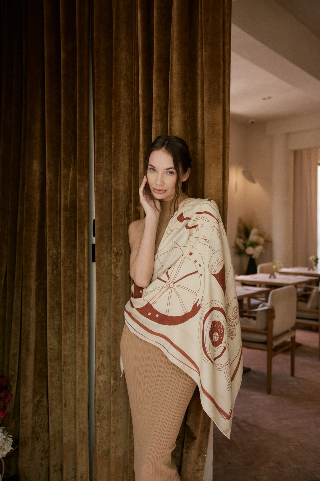 The Villa 515 (Mocha Brown)/ Shawl