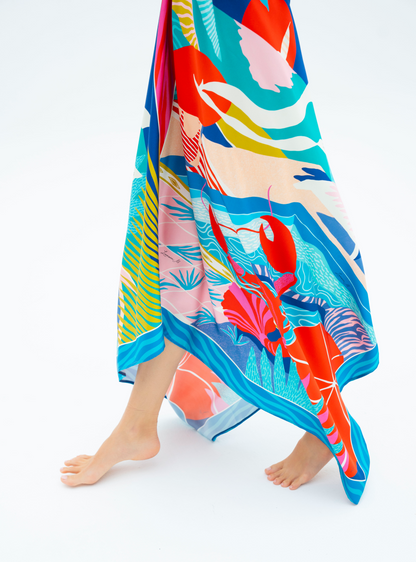 Dreaming under the Dubai sun / Silk dress