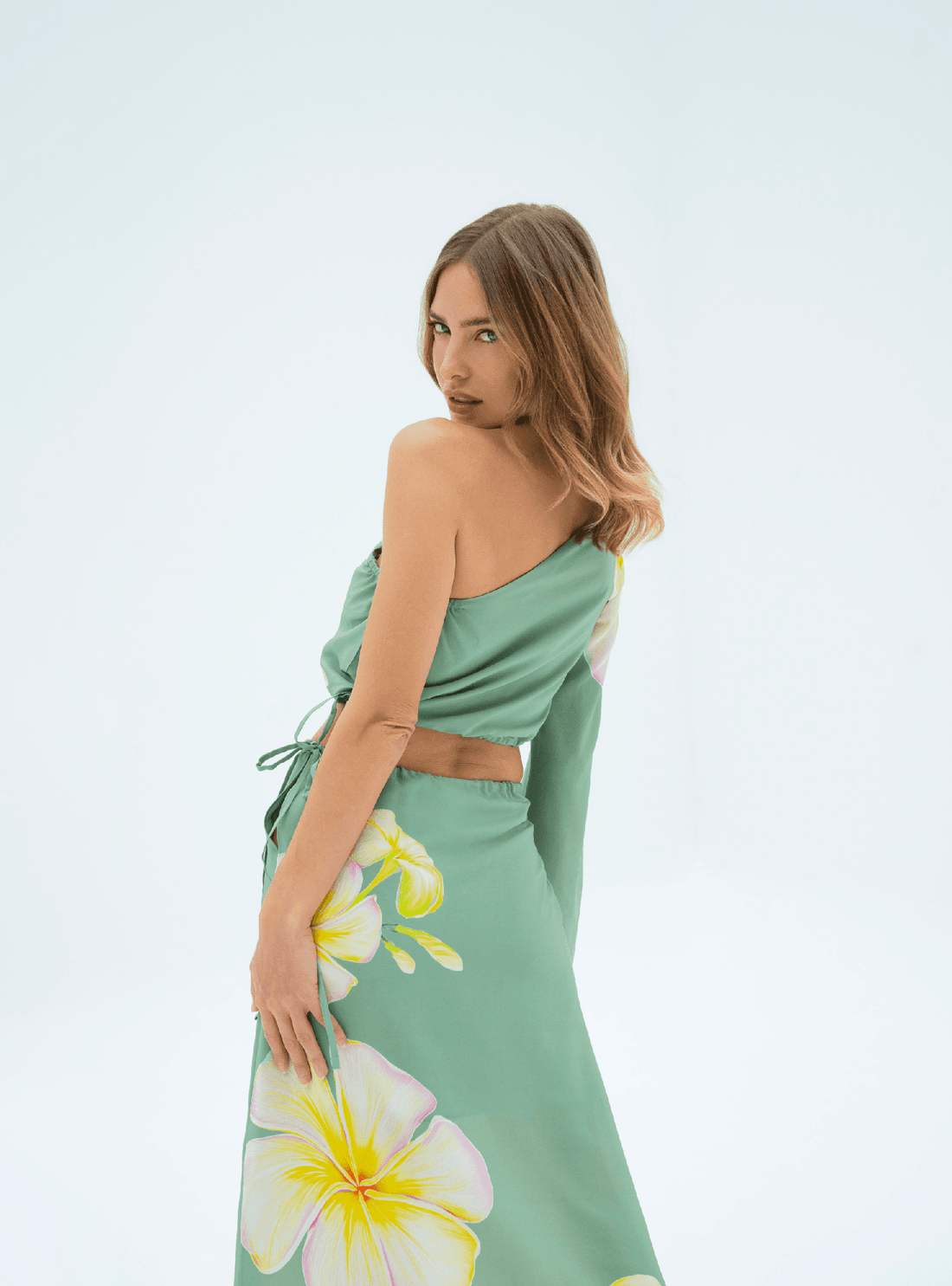 UAE Botanicals (Sage Green) / Silk set with skirt - Lumena Maison