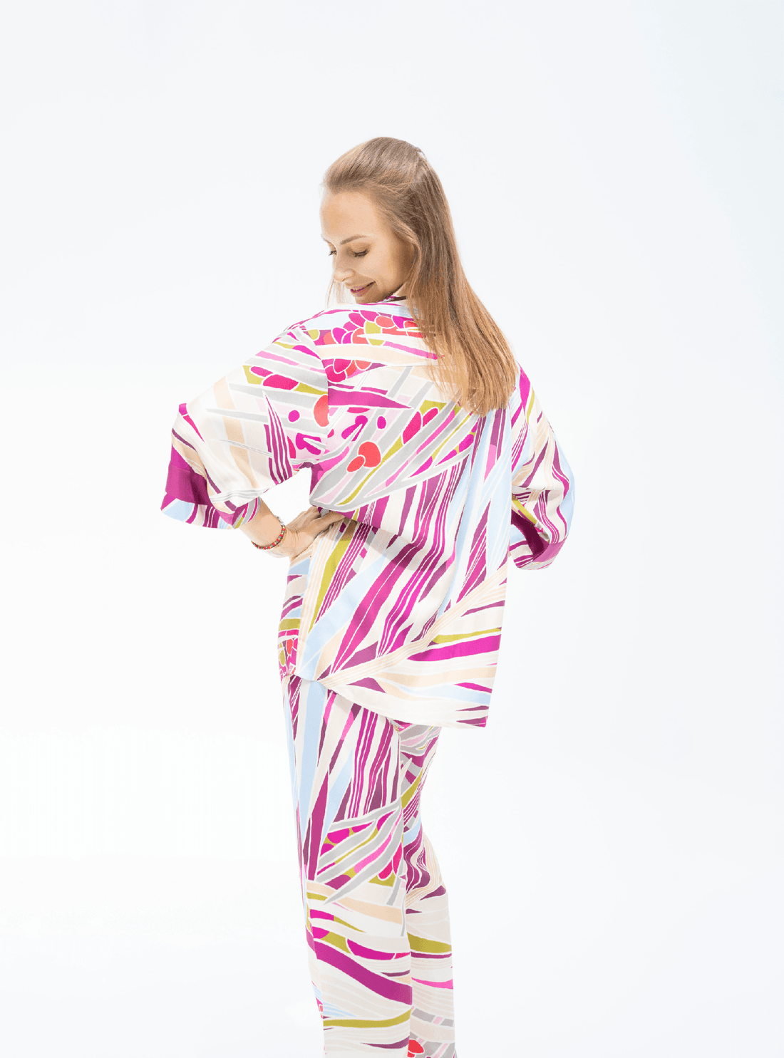 The Palm (Burgundy) / Silk set with pants - Lumena Maison