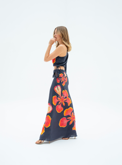 UAE Botanicals (Black) / Silk set with skirt
