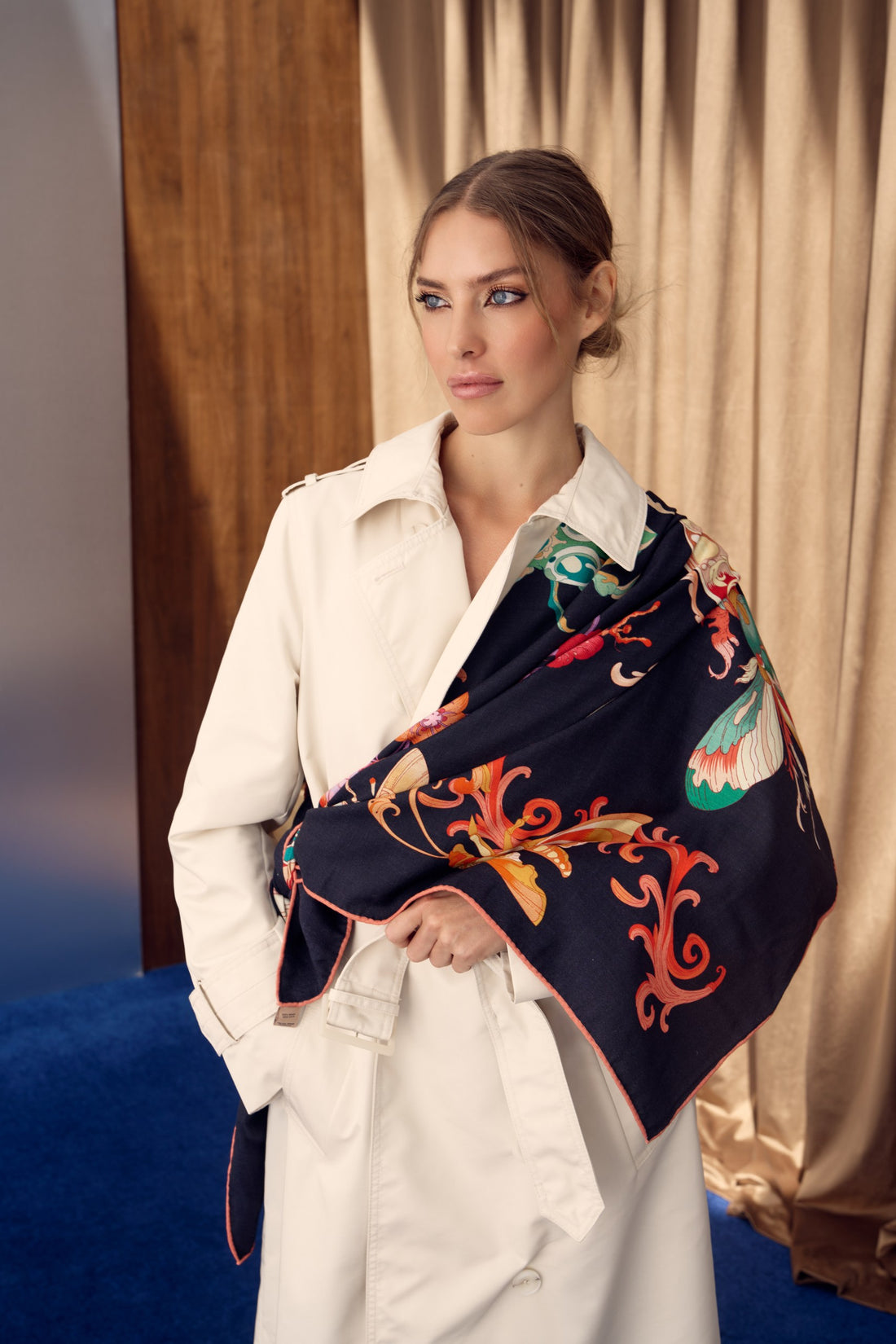 The Study of UAE Insects (Black)/ Shawl