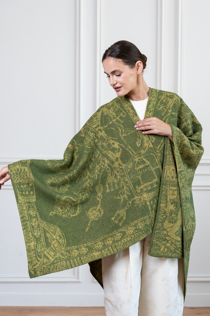 Poncho/Cape The Abu Dhabi Heritage (Moss Green)