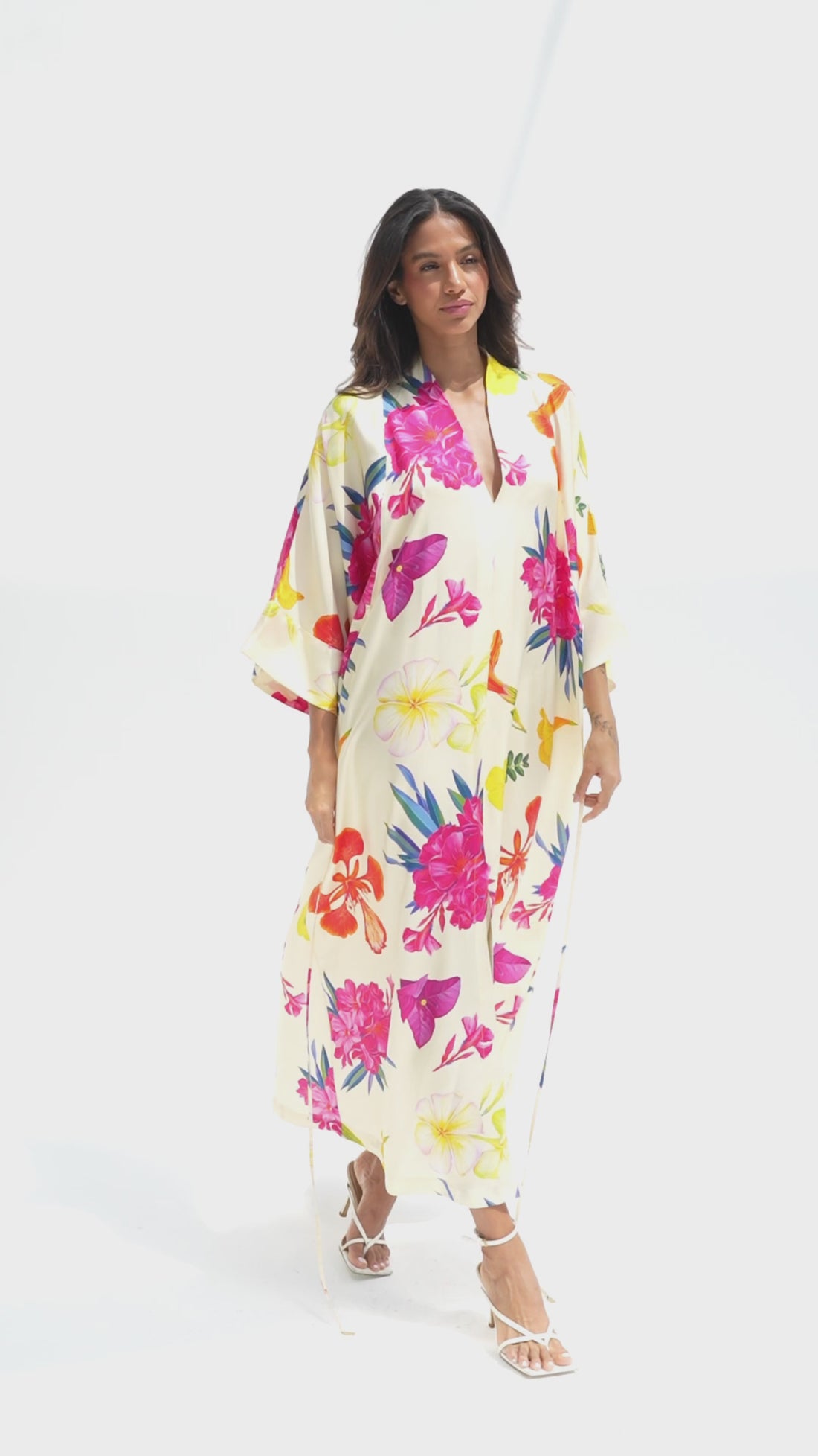 UAE Botanicals (Milky White) / Kimono dress