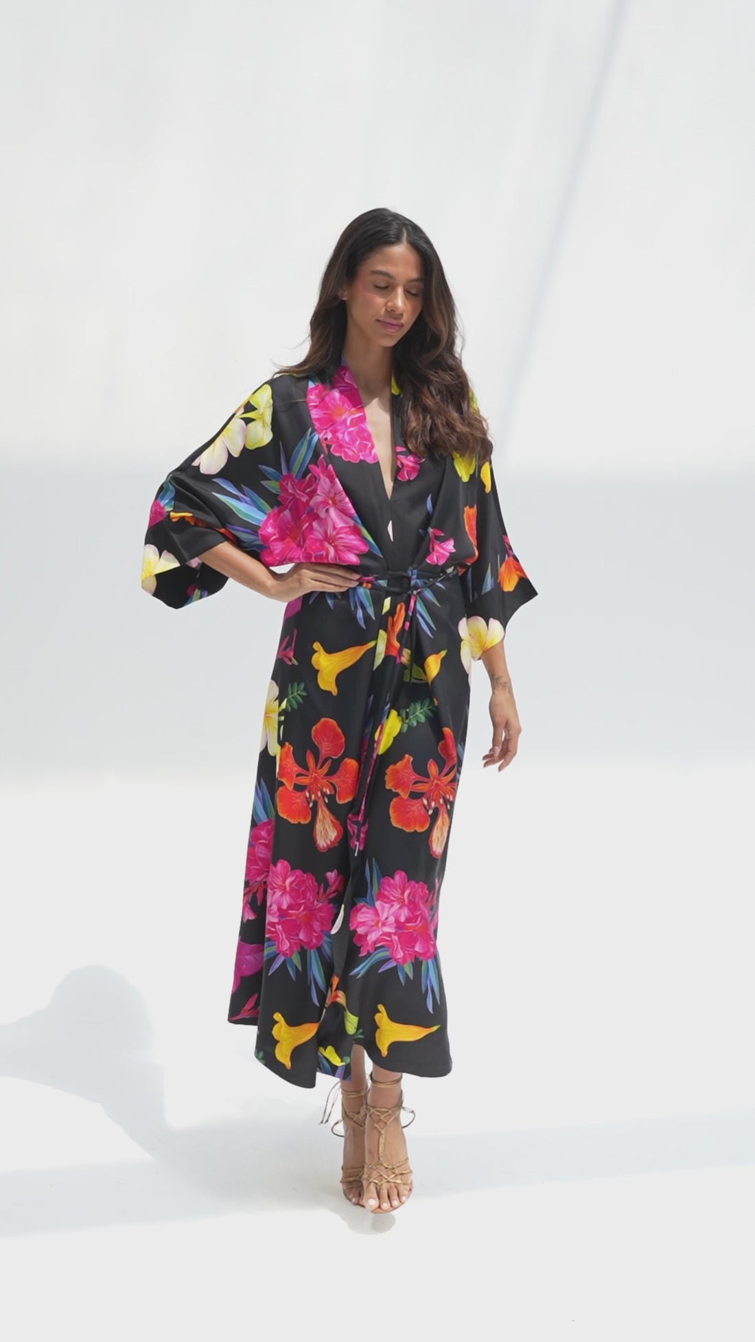 UAE Botanicals (Black) / Kimono dress