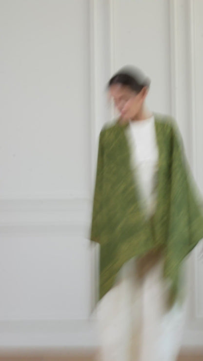 Poncho/Cape The Abu Dhabi Heritage (Moss Green)